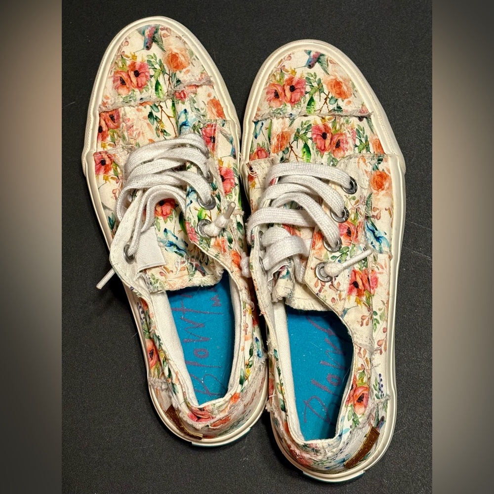 Floral Lace-Up Canvas Sneakers